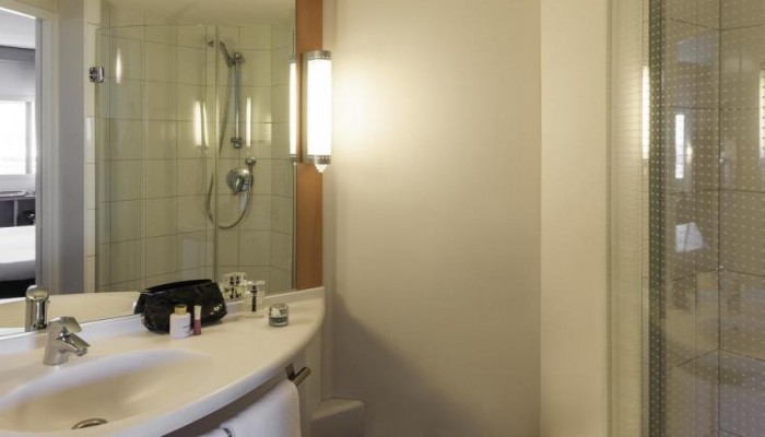 Hotel Ibis Amsterdam Centre poza 3