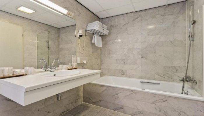 Hotel Crown Inn poza 11