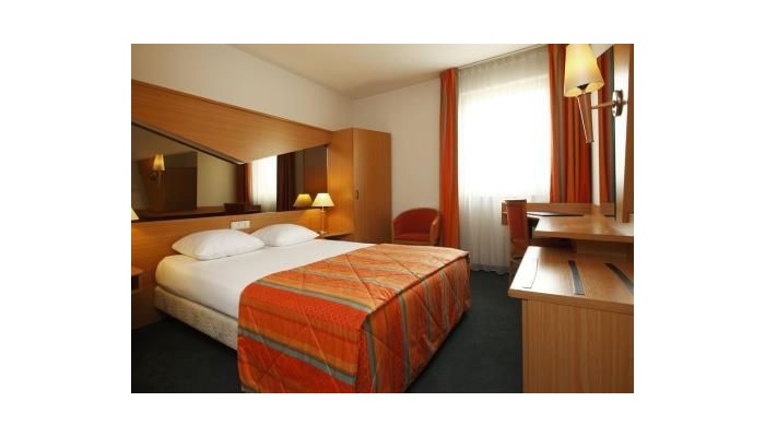 Hotel Nh Best poza 3